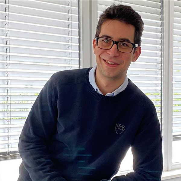 <p><strong>Pier Krastev</strong> &nbsp;Certified Technology Specialist</p>